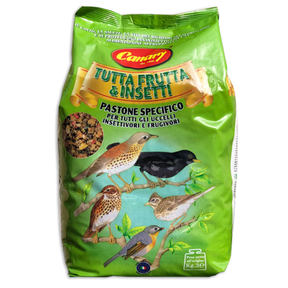 Tutta frutta e insetti pastone